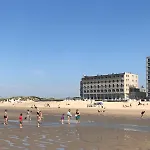 شقة Dijk Met Zeezicht *