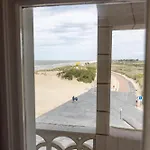 شقة Dijk Met Zeezicht ميدل كيرك